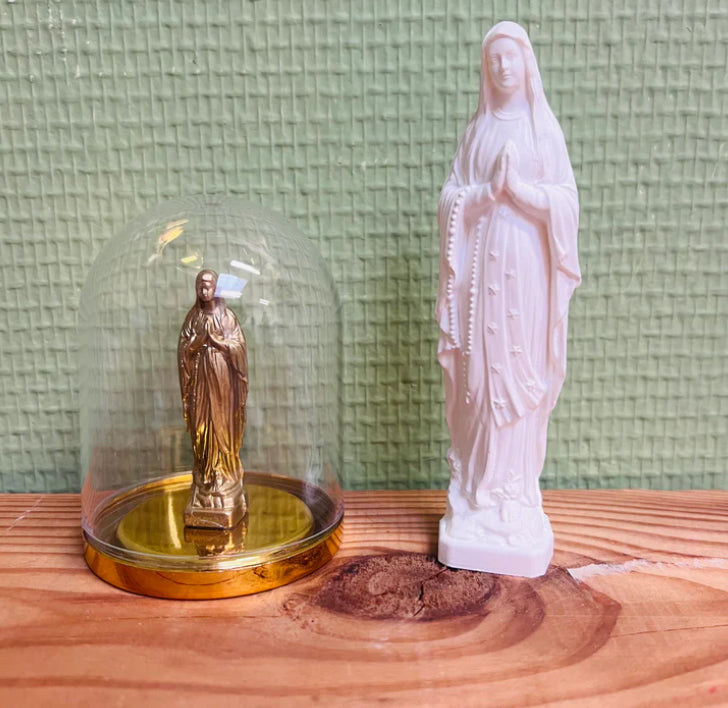 Vierge 6 cm sous cloche